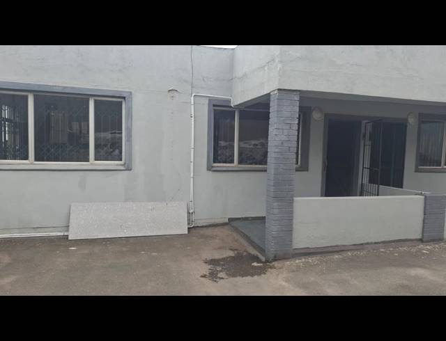 2 BEDROOM PROPERTY TO RENT IN SILVERGLEN